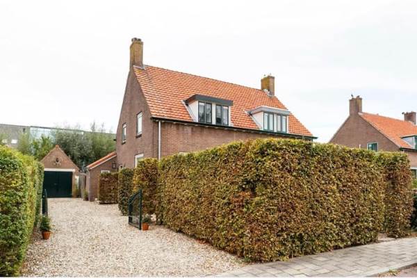 Woning Dr. J.J.F. Steijlingweg 12 Maartensdijk