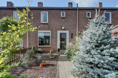 Woning van Blankensteinstraat 8 Heenvliet