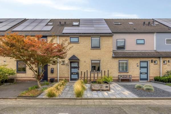 Woning Lucretia van Merkenlaan 64 Veenendaal