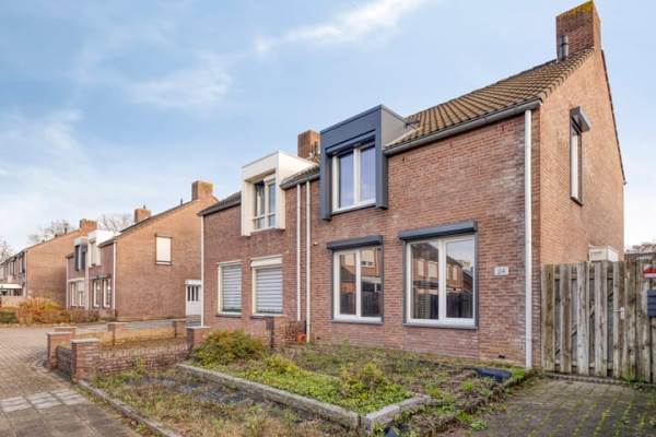 Woning Sperwerhorst 24 Roermond