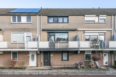 Woning Pastoor Savelbergstraat 124 Brunssum