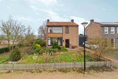 Woning Burgemeester Douvenstraat 22A Bergen (LI)