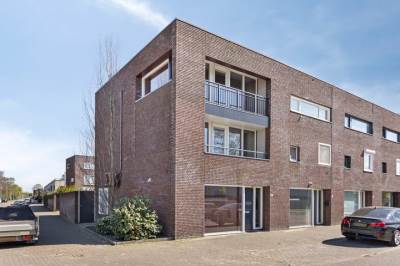 Woning Spakenburglaan 100 Tilburg