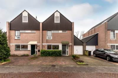 Woning Karveel 053 Lelystad