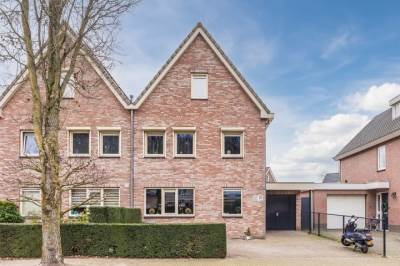 Woning Olmenstraat 8 Halsteren