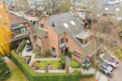 Woning Abraham Kuyperplein 1 Leiden