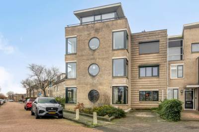 Woning Theo Mann-Bouwmeesterstraat 82 Spijkenisse
