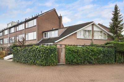 Woning De Kastanje 5 Rhoon