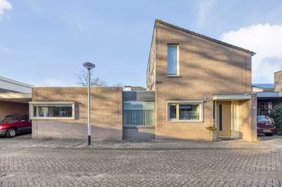 Woning Louis Paul Boonlaan 14 Roosendaal