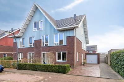 Woning Riezebezem 2 Hooglanderveen