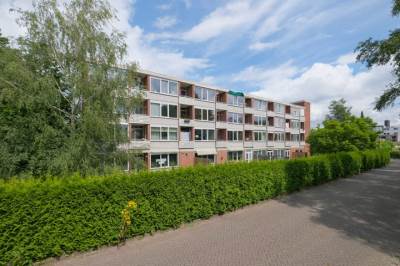 Woning Laan van Kortrijk 95 Almelo
