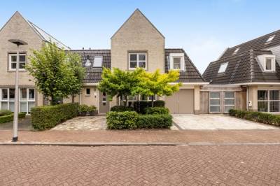 Woning Hooftlaantje 106 Hendrik-Ido-Ambacht