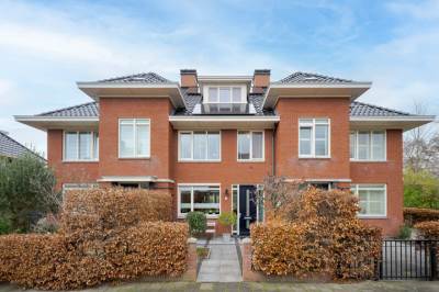Woning Burgemeester Verver-Aartsenlaan 4 Voorschoten