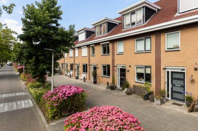 Woning Agnes Bartoutslaan 66 Hendrik-Ido-Ambacht