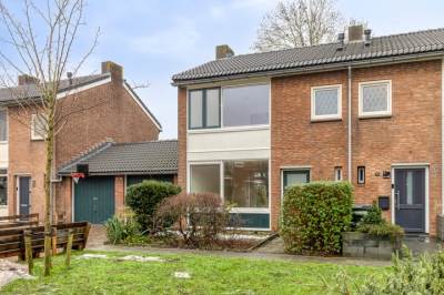 Woning Kamperfoeliestraat 16 Nieuw-Vennep