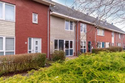 Woning Peter van Straatenhof 12 Almere