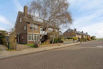 Woning Burgemeester van Roosmalenstraat 29 Uitgeest