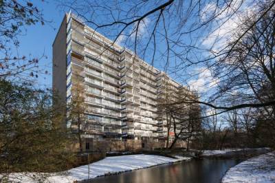 Woning Adama van Scheltemaplein 43 Delft