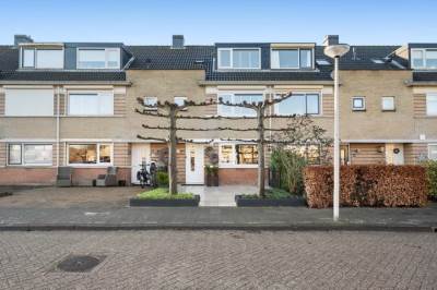 Woning Hélène Swarthstraat 14 Spijkenisse