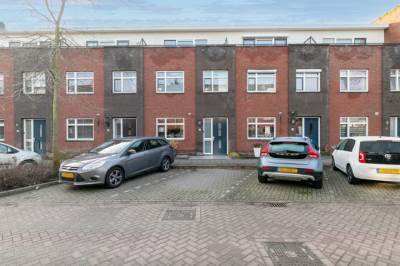 Woning Zeldenrustlaan 6 Raamsdonksveer