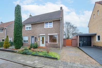 Woning Pastoor Jacobsstraat 11 Buchten