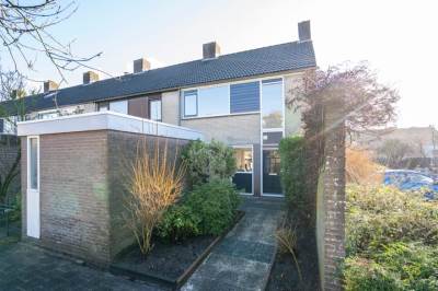 Woning Domela Nieuwenhuisstraat 2 Papendrecht