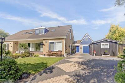 Woning Ds. Wilhelmus à Brakelstrjitte 17 Exmorra