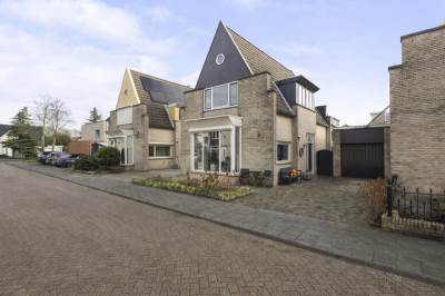 Woning Annie M.G. Schmidtstraat 3 Oud-Beijerland