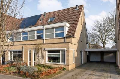Woning 't Heuivak 10 Nijeveen