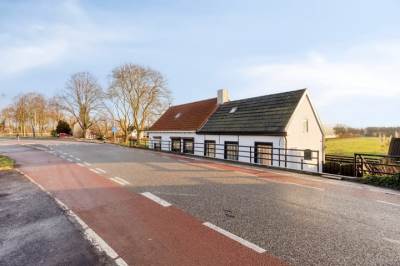 Woning Strijenseweg 130 's-Gravendeel