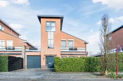 Woning Bachlaan 12 Oud-Beijerland