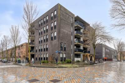 Woning Johan Huijsenstraat 6 Amsterdam