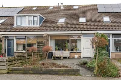 Woning Marten Anemastraat 9 Dongjum