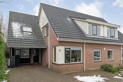 Woning Leeuwerikstraat 10 Nijeveen