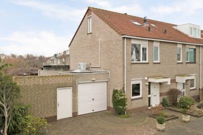 Woning Laan van Delfland 11 Monster