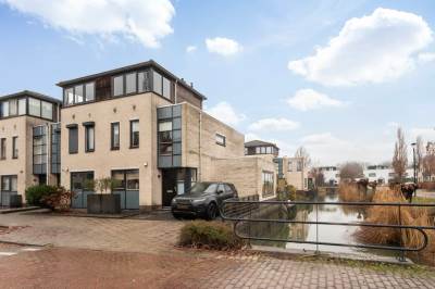 Woning Burgemeester Beelaertspark 69 Dordrecht