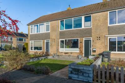 Woning Kerkstraat 12 Munnekezijl