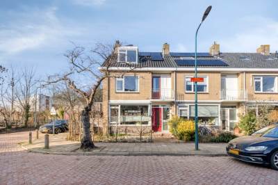 Woning Pieter de Hoochlaan 1 Oegstgeest