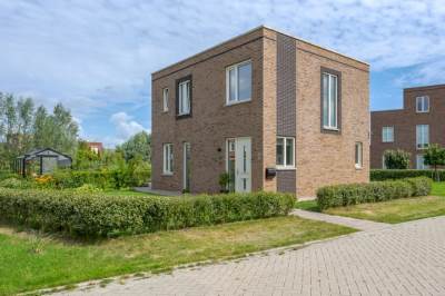 Woning Isaac Newtonstraat 17 Almere