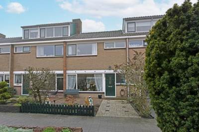 Woning Julianalaan 20 Nieuwkoop