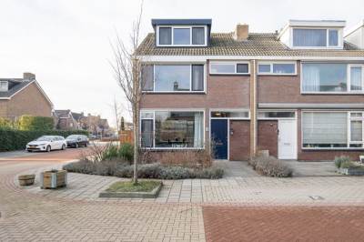 Woning L. van Deijsselstraat 12 Papendrecht