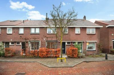 Woning Van der Leestraat 15 Alblasserdam
