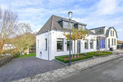 Woning Spaarndammerweg 26 Halfweg