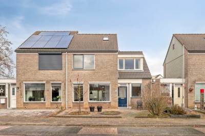 Woning Izak van der Horststraat 15 Kampen