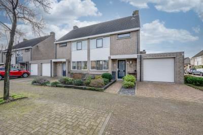 Woning Moleneind 128 Prinsenbeek