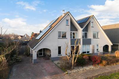 Woning Kastanjeleane 36 Stiens