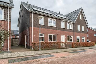 Woning Iepenlaan 32 Rouveen