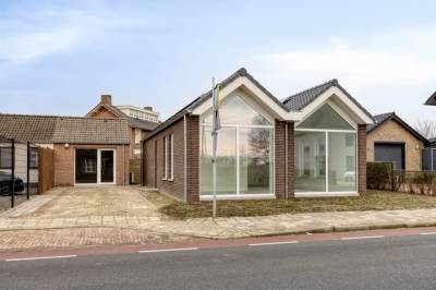 Woning Burg. Van Houtstraat 53 Budel