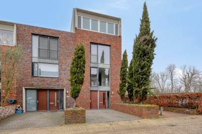 Woning Van Maanenstraat 31 Schiedam