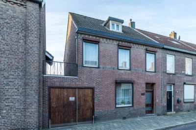Woning Kanunnik van Nuijsstraat 18 Schinveld